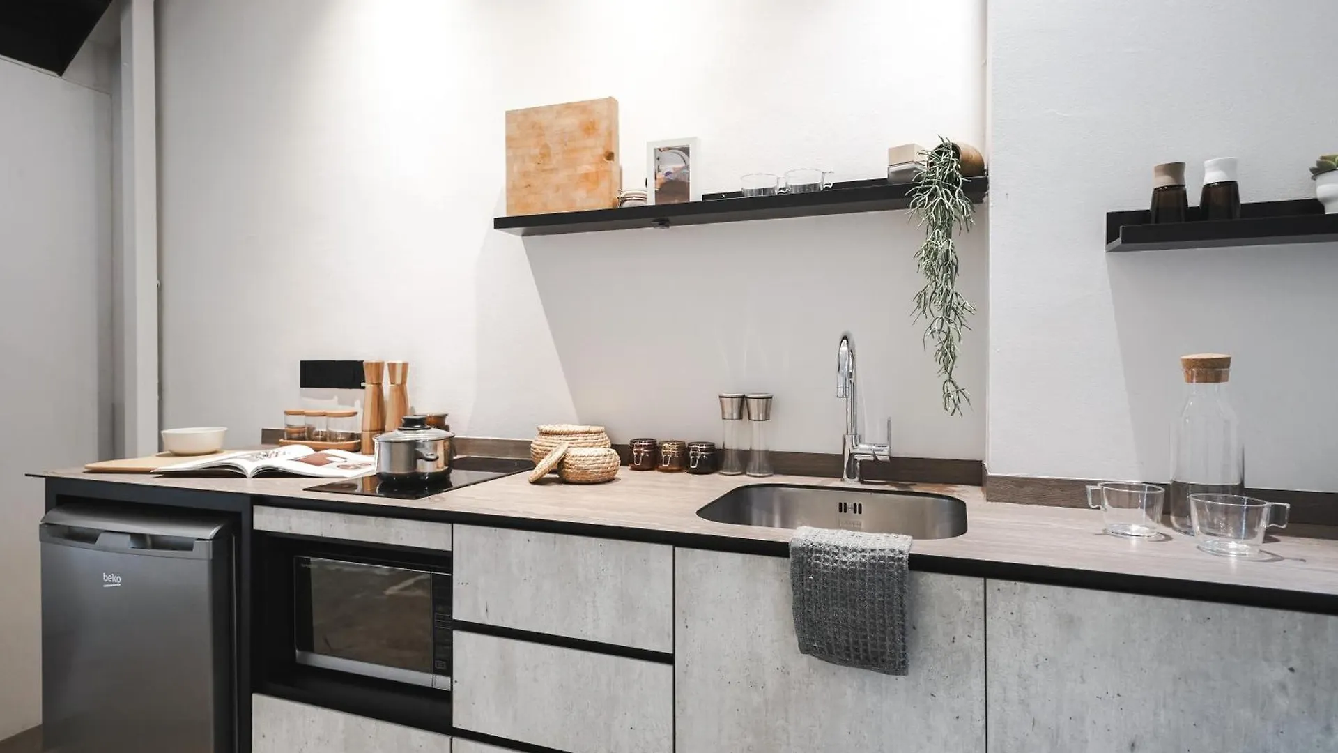アパート Base Residences: Hong Kong Street シンガポール シンガポール