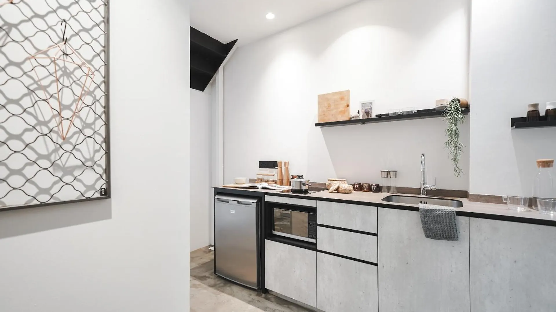 Base Residences: Hong Kong Street シンガポール