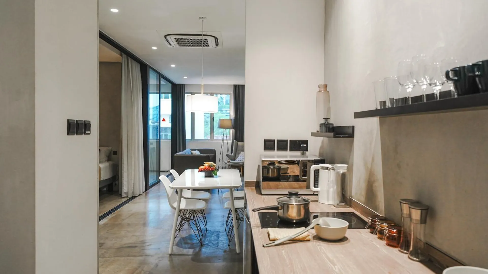 Base Residences: Hong Kong Street シンガポール