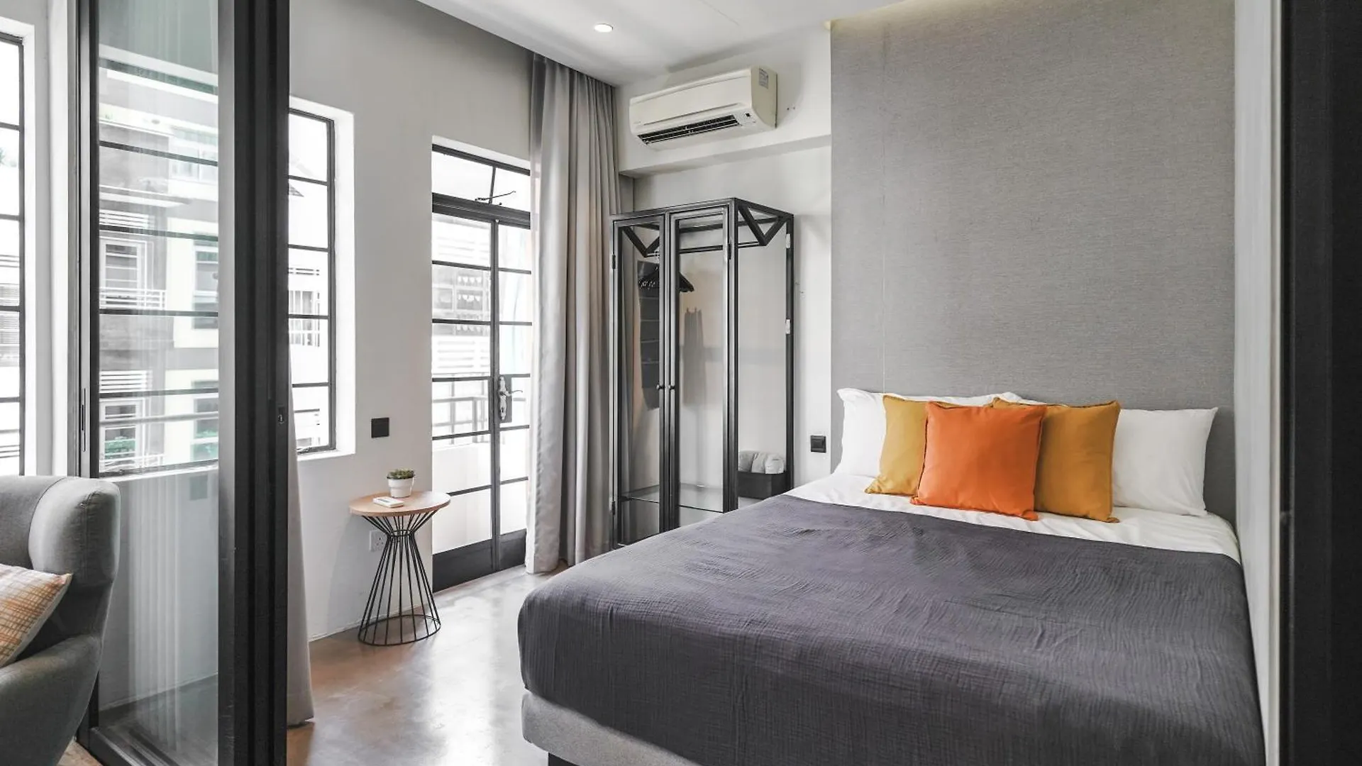 アパート Base Residences: Hong Kong Street シンガポール シンガポール