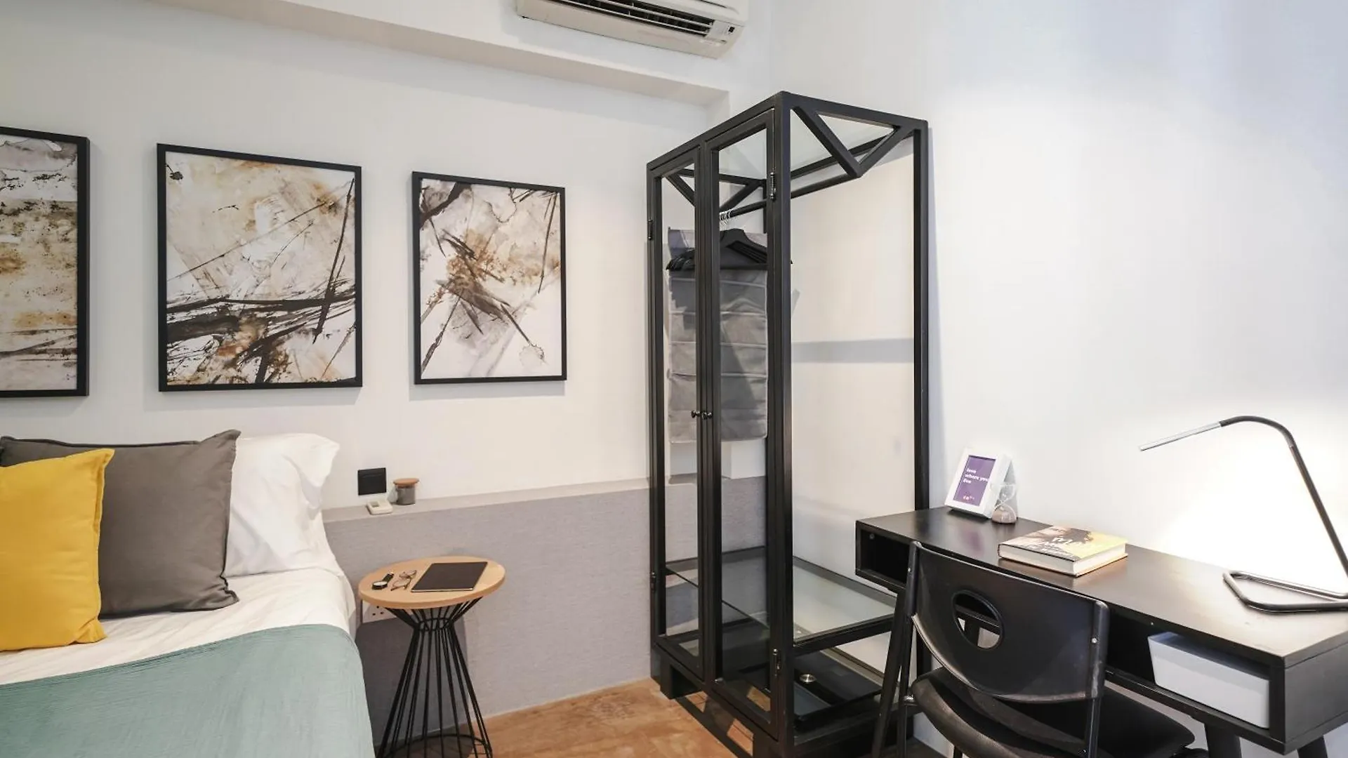 アパート Base Residences: Hong Kong Street シンガポール