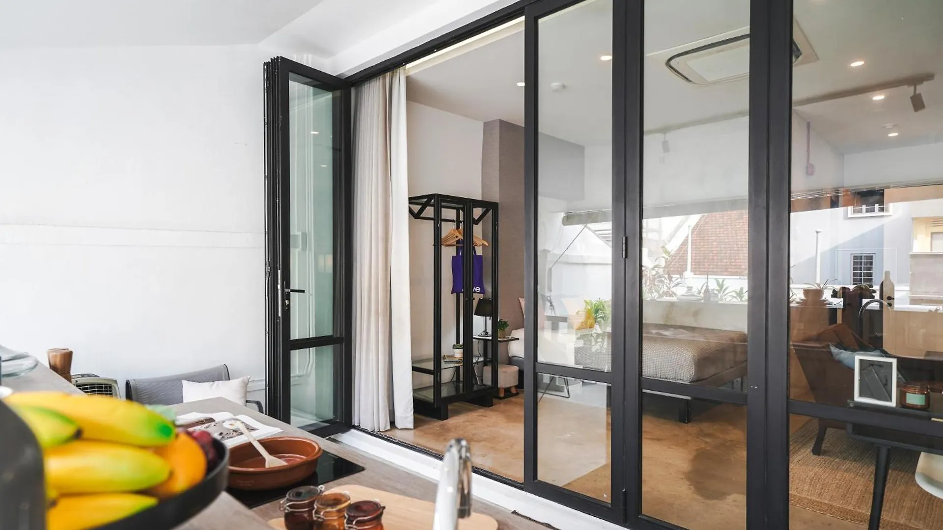 公寓 Base Residences: Hong Kong Street 新加坡